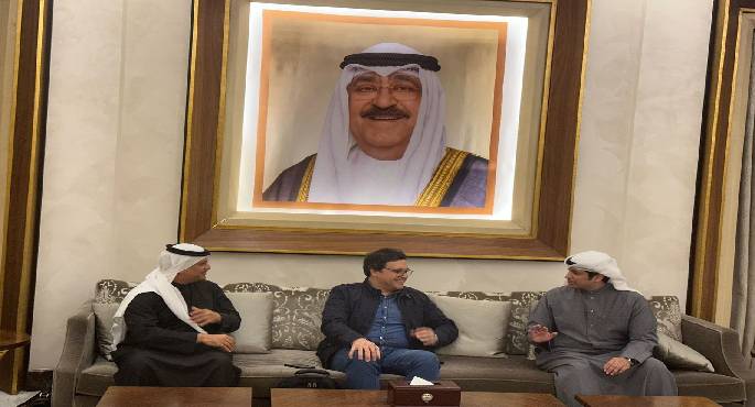 وزير الثقافة يصل الكويت للمشاركة بافتتاح احتفال “الكويت عاصمة للثقافة”
