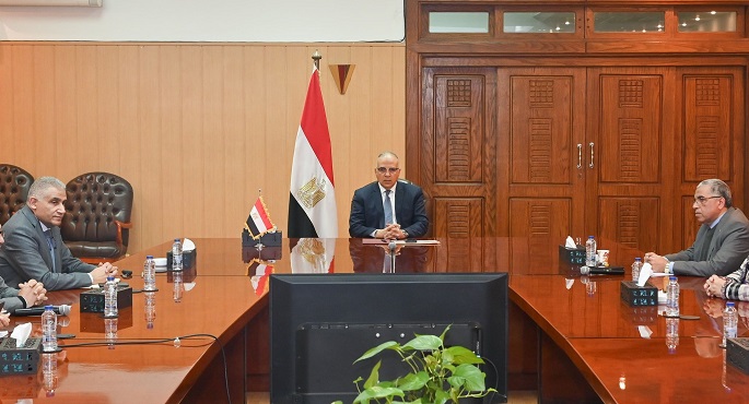 بالصور.. وزير الرى يوجه بتكثيف العمل على حصر الآبار الجوفية ورصد التعديات