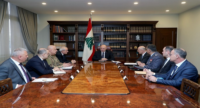 الإتحاد الإماراتية: لبنان على مفترق طرق حقيقى