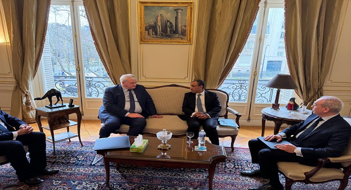 بالصور.. وزير الخارجية يلتقى نظيره الأوكرانى فى باريس