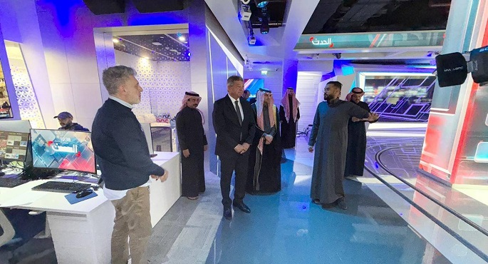 بالصور.. رئيس الأعلى للإعلام يتفقد قناتى العربية والحدث والمجموعة السعودية للأبحاث والإعلام