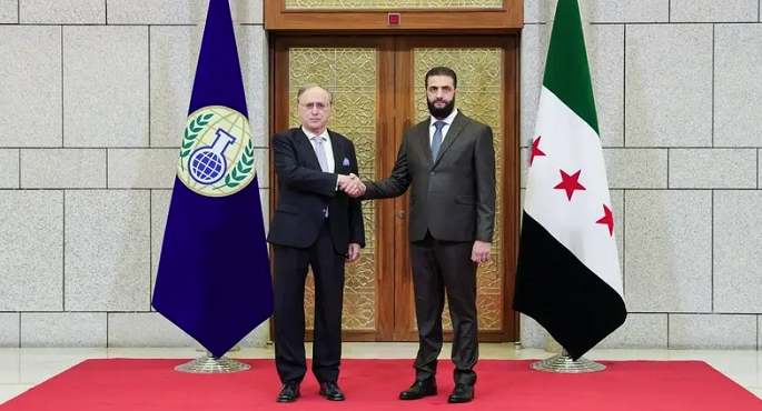 الشرع يستقبل رئيس منظمة حظر الأسلحة الكيميائية فى دمشق