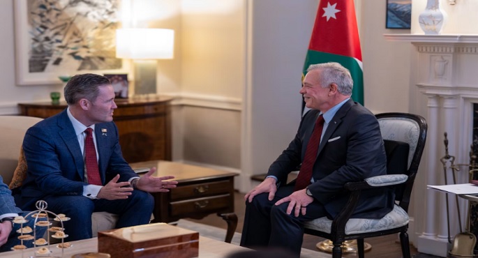 العاهل الأردنى يؤكد ضرورة تحقيق السلام العادل والشامل على أساس حل الدولتين
