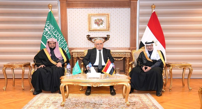 بالصور.. النائب العام يستقبل نظيره السعودي بمقر مكتبه بالقاهرة