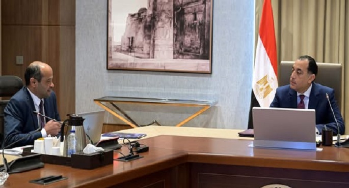 مدبولى ورئيس البورصة تطوير سوق الأوراق المالية وإقرار حوافز استثمارية