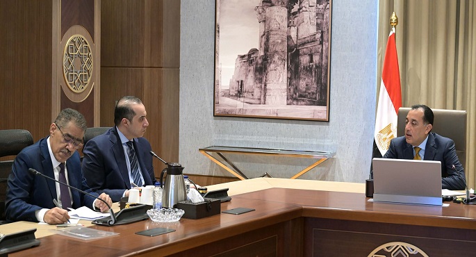 مدبولى : توجيهات رئاسية بتوسيع دائرة الحوار الوطنى .. ولقاء مع “مجلس الأمناء” قريبًا