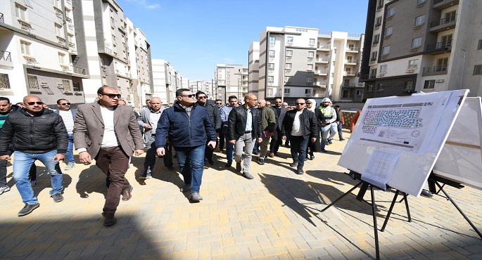 بالصور,, وزير الإسكان يتفقد مشروع “سكن مصر” بمنطقة أرض المعارض