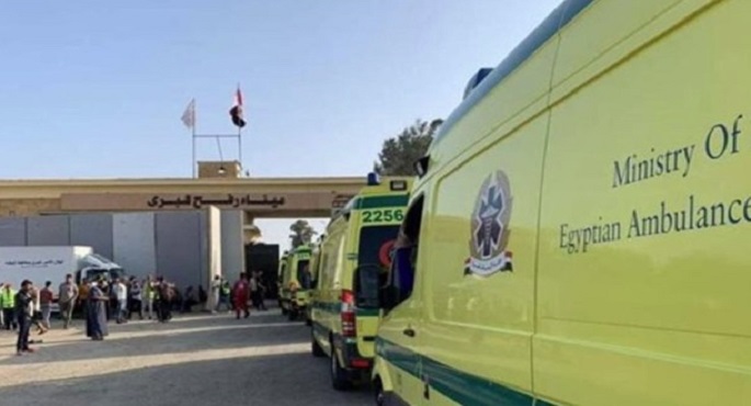 استقبال 43 مصابا ومريضا و65 مرافقا فلسطينيا.. وإدخال 250 شاحنة مساعدات لغزة