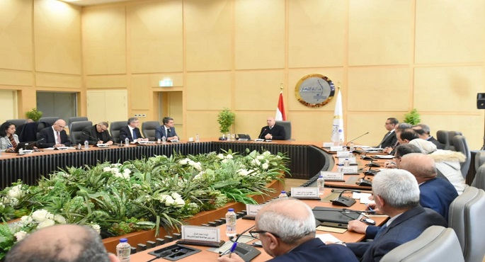وزير الصناعة يبحث مع وفد من البنك الدولى مشروع تطوير لوجستيات التجارة بين القاهرة والإسكندرية