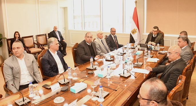 بالصور.. وزير الإسكان: نقدم كل الدعم لجميع شركات المقاولات الوطنية لدفع معدلات التنمية