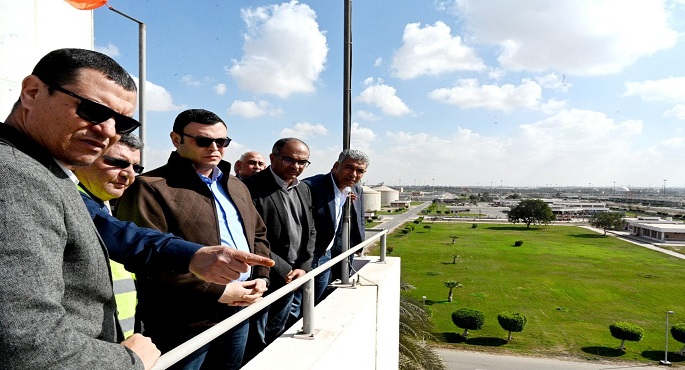 بالصور.. وزير الإسكان يتفقد محطة معالجة مياه الصرف الصحي بالجبل الأصفر