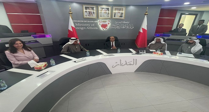 وزير الخارجية يؤكد لنظيره البحرينى: أمن الخليج جزء لا يتجزأ من الأمن القومى المصرى