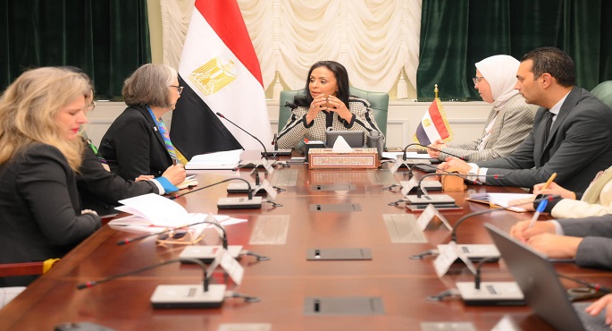 وزيرة التضامن تلتقى رئيسة الاتحاد الدولى لجمعيات الصليب الأحمر والهلال الأحمر
