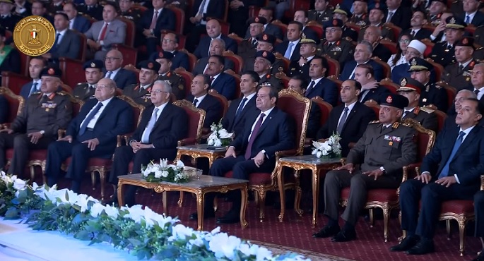 الرئيس السيسى يشهد فعاليات الندوة التثقيفية الـ41 للقوات المسلحة بمناسبة الاحتفال بيوم الشهيد