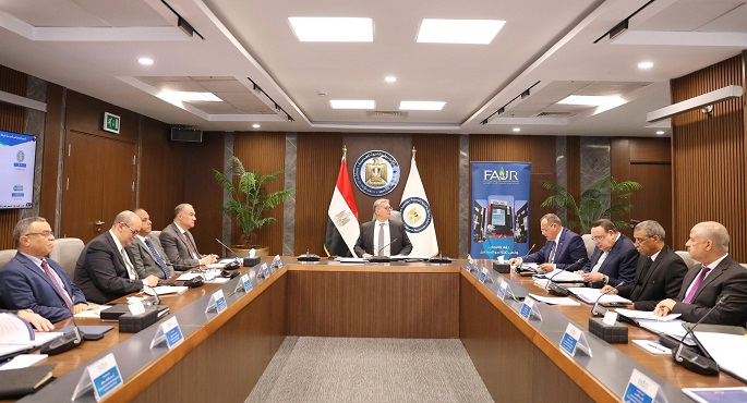 البترول: شركة “فجر” تطلق مراكز صيانة السيارات الكهربائية لأول مرة فى مصر