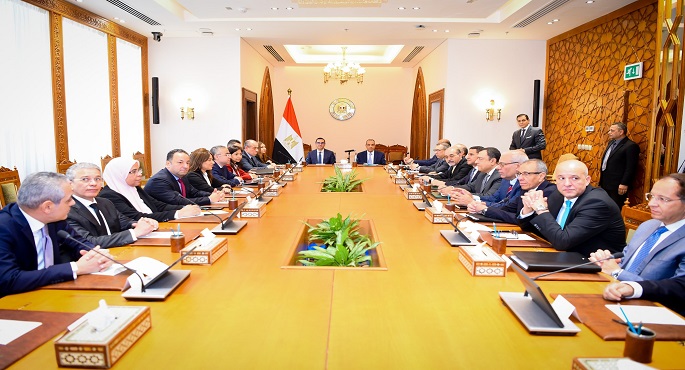 وزيرا الخارجية والاستثمار يعقدان اجتماعا تنسيقيا لدعم الاقتصاد الوطنى