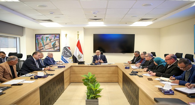 وزير قطاع الأعمال: تعزيز الاستثمار فى التكنولوجيا الحديثة واستغلال الموارد المتاحة لتحقيق التنمية المستدامة