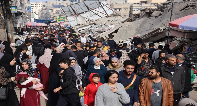 الأمم المتحدة: إسرائيل تستهدف الفلسطينيين فى مناطق نزوحهم