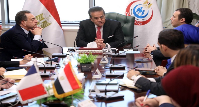 وزير الصحة يبحث مع سفير فرنسا لدى مصر تعزيز سبل التعاون المشترك