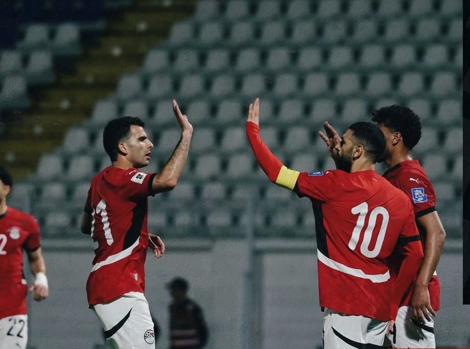 منتخب مصر يهزم إثيوبيا بثنائية ويحافظ على صدارة المجموعة بتصفيات كأس العالم