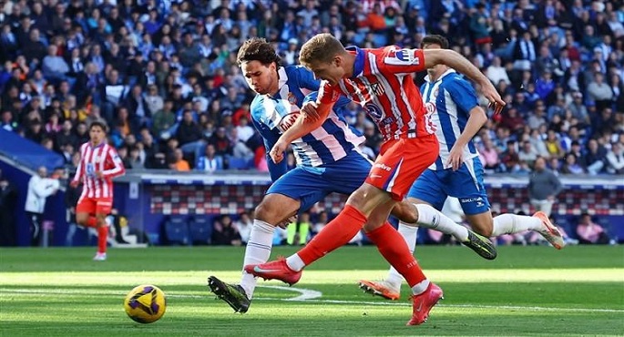 أتليتكو مدريد يتعادل مع إسبانيول بهدف لمثله فى الدورى الإسبانى لكرة القدم