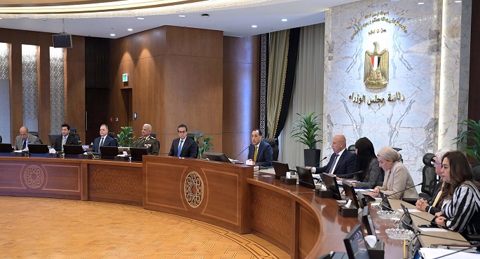 مجلس الوزراء يشيد ببيان القمة العربية بشأن اعتماد خطة مصر لإعادة إعمار غزة