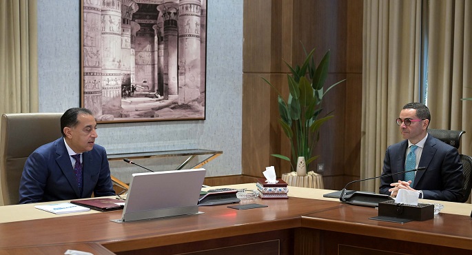 رئيس الوزراء يتابع مع وزير الاستثمار جهود ترويج الفرص الاستثمارية فى مصر