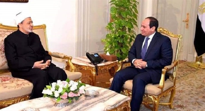 الرئيس السيسى يجرى اتصالًا هاتفيًّا بشيخ الأزهر للاطمئنان على صحته
