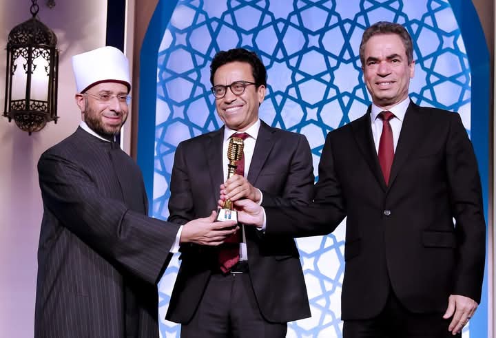 المسلماني: تكريم سامح حسين جزء من رسالتنا في دعم القيم وتعزيز المحتوى الجاد
