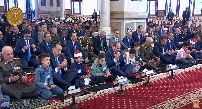 بالفيديو .. خطيب صلاة العيد يدعو بحفظ مصر ويوجه التهنئة إلى المرابطين حول المسجد الأقصى