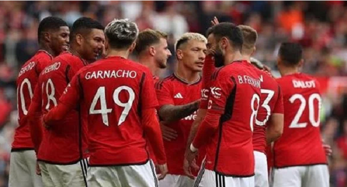 مانشستر يونايتد يبحث عن الفوز أمام ريال سوسيداد فى الدورى الأوروبى