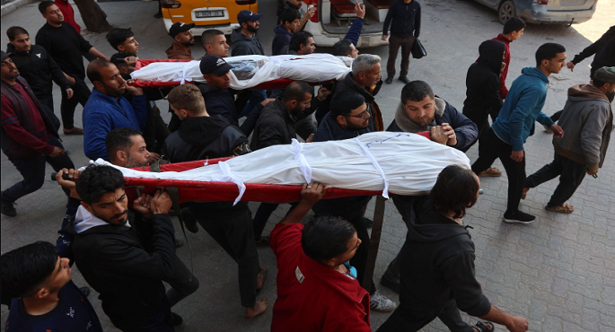 استشهاد 4 فلسطينيين فى قصف الاحتلال الإسرائيلى حى الرمال غرب غزة