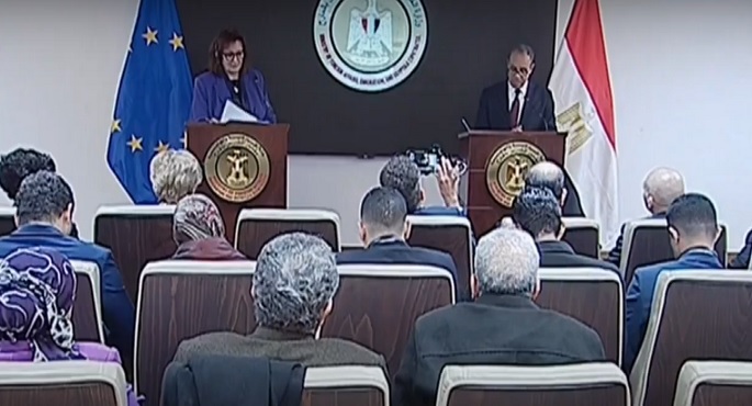 وزير الخارجية يشيد بالزخم الذى تشهده العلاقات بين مصر والاتحاد الأوروبى