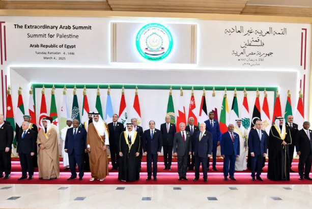 من المحيط إلى الخليج .. العرب قالوا كلمتهم “لا لتهجير الفلسطينيين ونعم لخطة مصر لإعمار غزة”