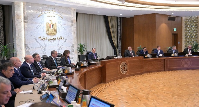 مدبولى يشدد على أهمية تفعيل غرف الأزمات بالمحافظات والعمل على مدار الساعة أثناء عيد الفطر