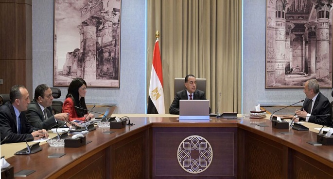مدبولى يستعرض ملامح خطة التنمية الاقتصادية والاجتماعية لعام 2025 /2026 مع مختلف الوزارات