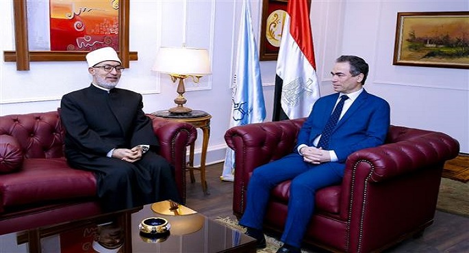 رئيس “الوطنية للإعلام” يلتقي مفتي الجمهورية قبيل احتفالية إذاعة القرآن الكريم