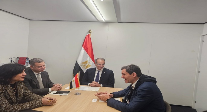 وزير الاتصالات وتكنولوجيا المعلومات يواصل لقاءاته مع مسئولى شركات عالمية لجذب استثمارات جديدة