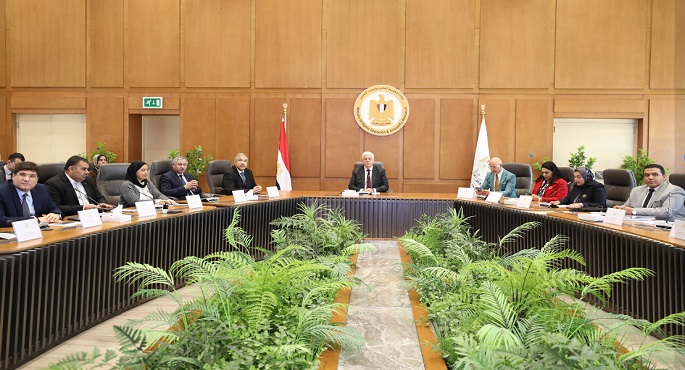 وزير التعليم العالى: “نتعاون مع الإيسيسكو للحصول على الاعتماد المؤسسى فى مجال الابتكار”