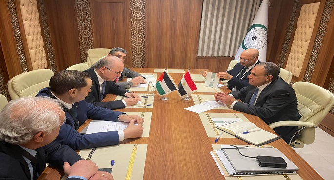 خلال لقائه رئيس وزراء فلسطين.. وزير الخارجية يؤكد العمل على حشد الدعم الدولى لتنفيذ الخطة العربية لإعادة إعمار غزة