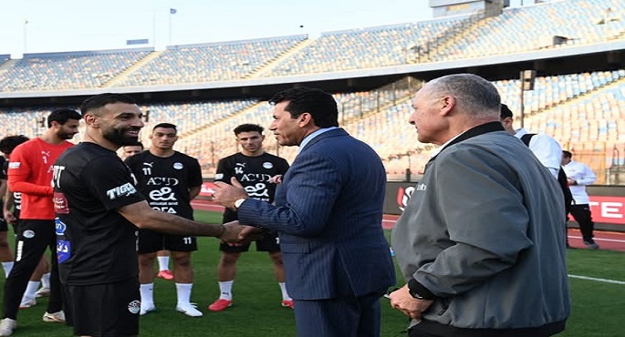 وزير الشباب والرياضة يهنئ المنتخب الوطنى بالفوز على إثيوبيا