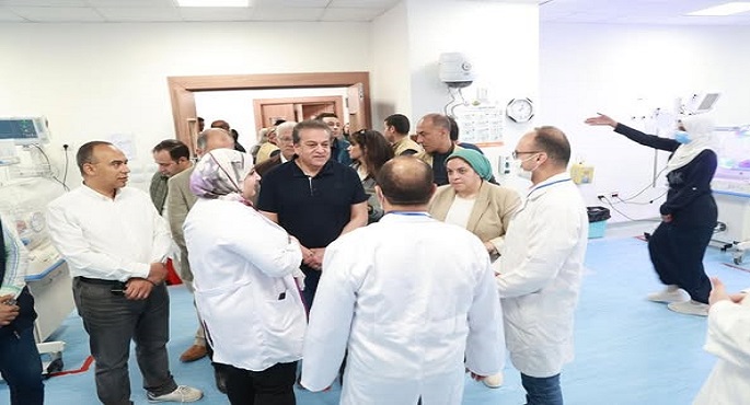 بالصور.. وزير الصحة: حريصون على تقديم الدعم الكامل لجميع مستشفيات محافظة المنيا