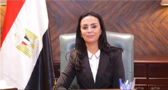 وزيرة التضامن توجه بصرف التعويضات اللازمة لأسر ضحايا العقار المنهار بأسيوط