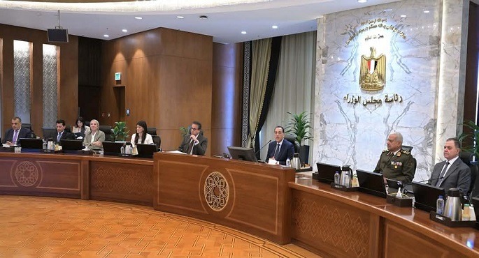الحكومة توافق على عدة قرارات أبرزها مشروع قانون بشأن آلية تبادل المعلومات للأغراض الضريبية