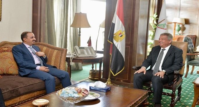 رئيس الأعلى للإعلام يبحث مع وزير الإعلام اليمنى سبل التعاون