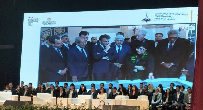 ماكرون يشهد توقيع مجموعة من اتفاقيات التعاون العلمى والبحثى بين الجامعات المصرية والفرنسية
