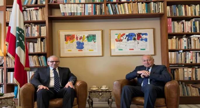 أبو الغيط يؤكد مساندة الجامعة العربية للبنان لمساعدته فى الخروج من أزمته الحالية