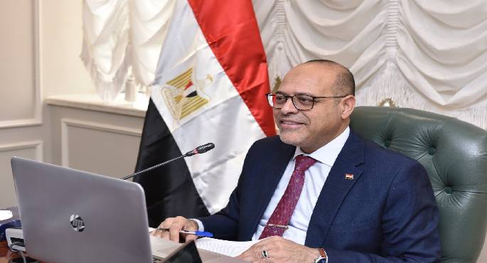 وزير العمل: الاثنين والخميس المقبلان أجازة مدفوعة الأجر للعاملين بالقطاع الخاص