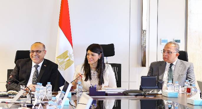 وزيرا “التخطيط ” و”العمل” يطلقان منصة “آفاق الفرص والوظائف فى مصر”