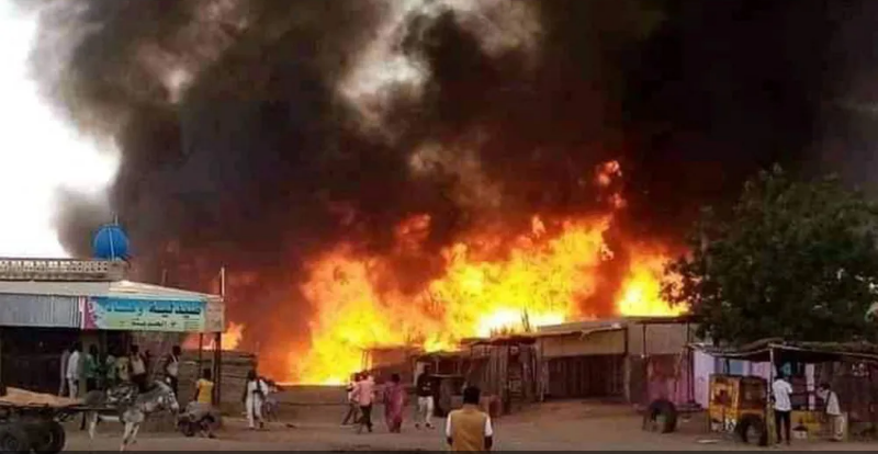 الطيران السودانى يشن 5 غارات جوية على مواقع الدعم السريع فى الفاشر
